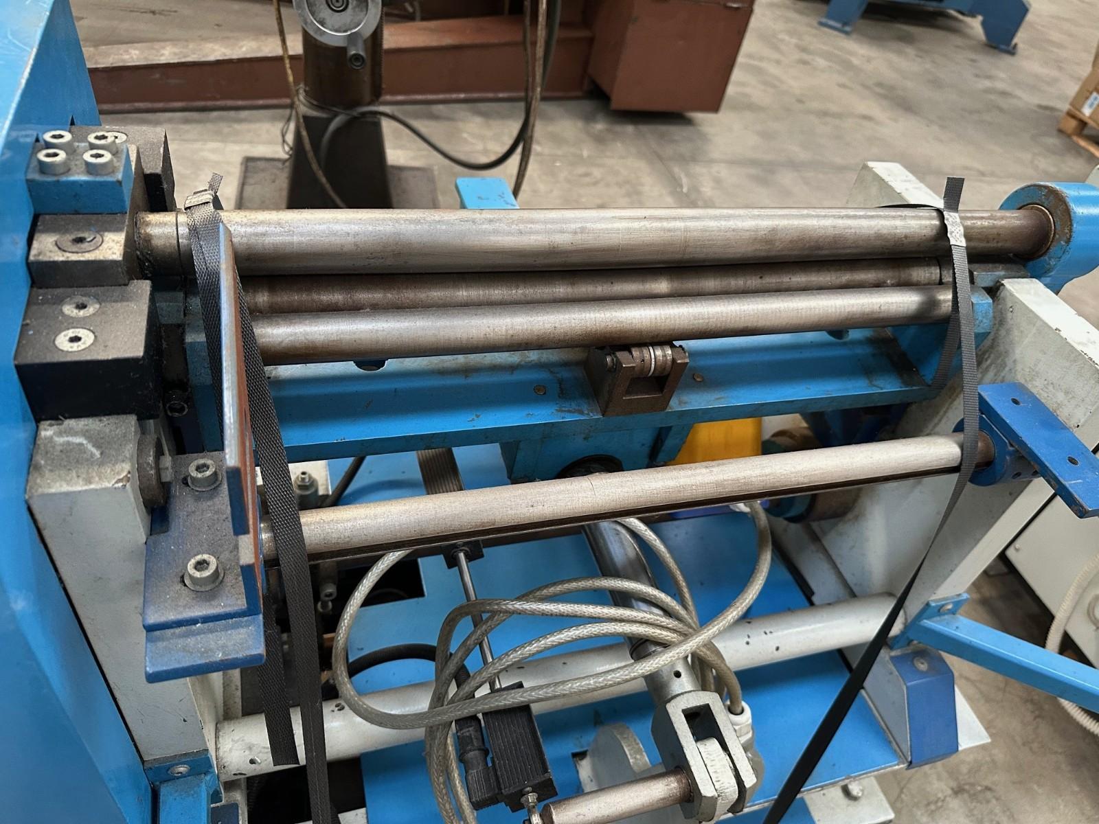 CALANDRA COMAL FM 2000
