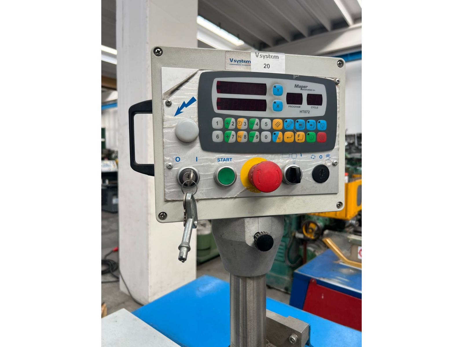 CALANDRA COMAL FM 2000