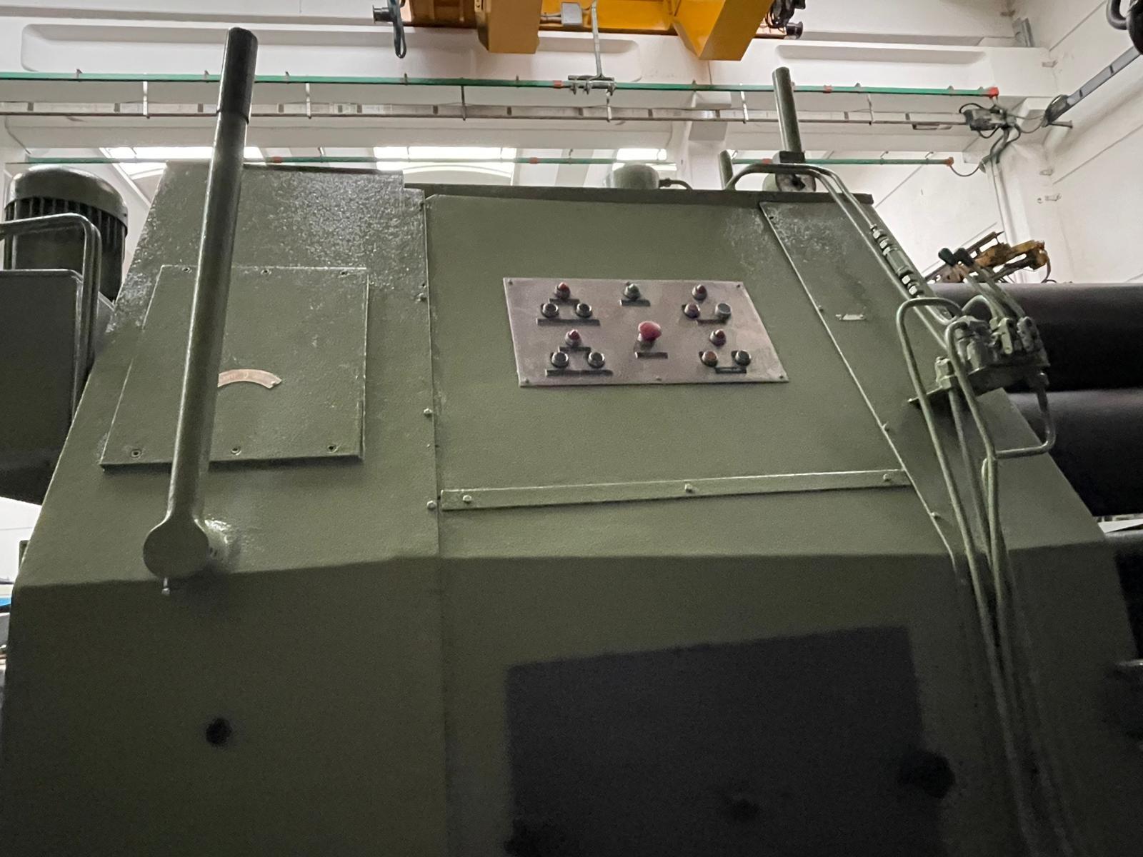 CALANDRA meccanica  4000 X 10mm