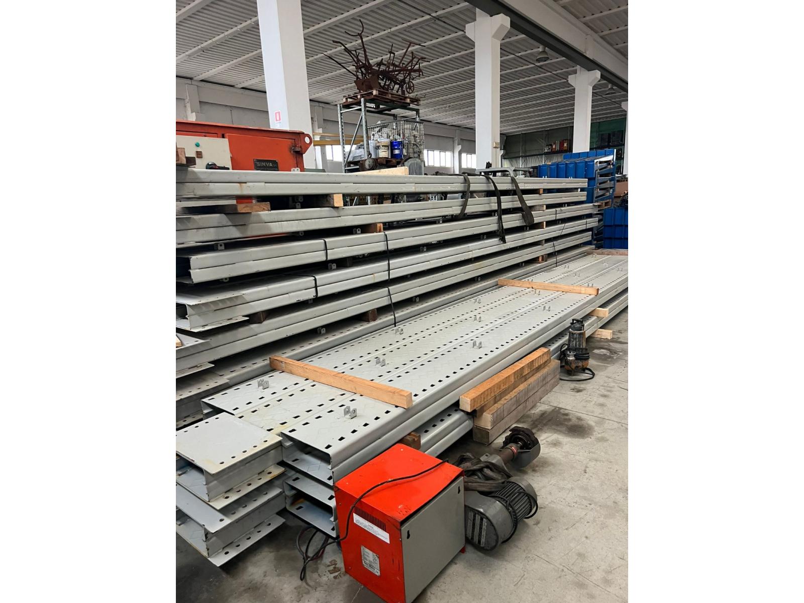 CANTILEVER 7000 MM