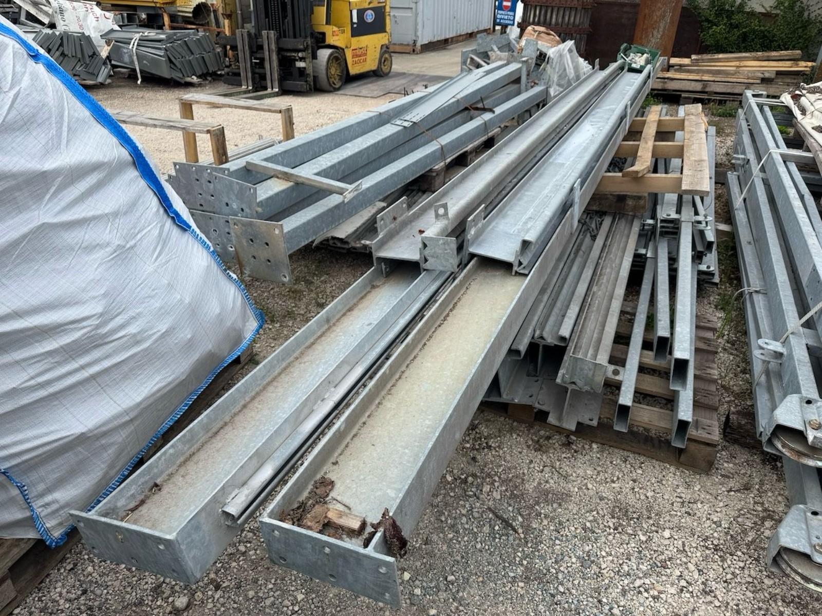 capannone in vendita