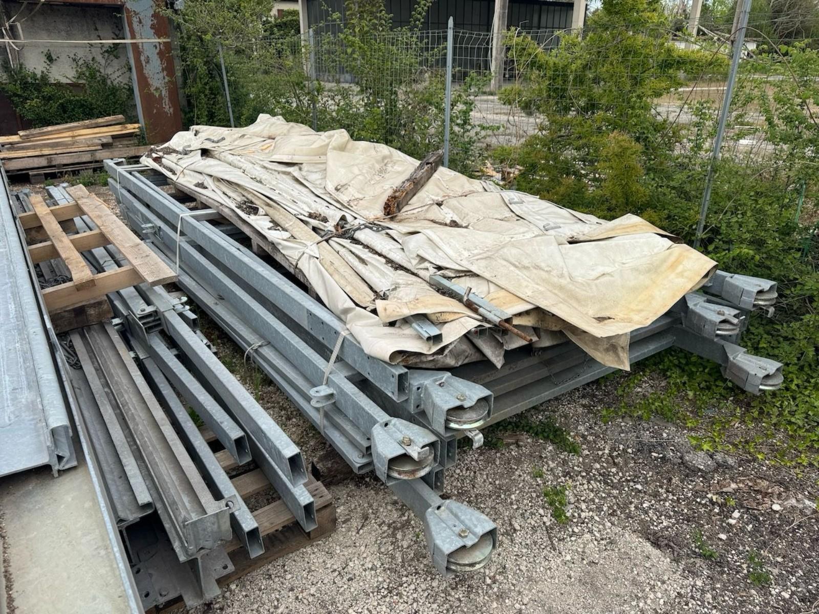 capannone in vendita