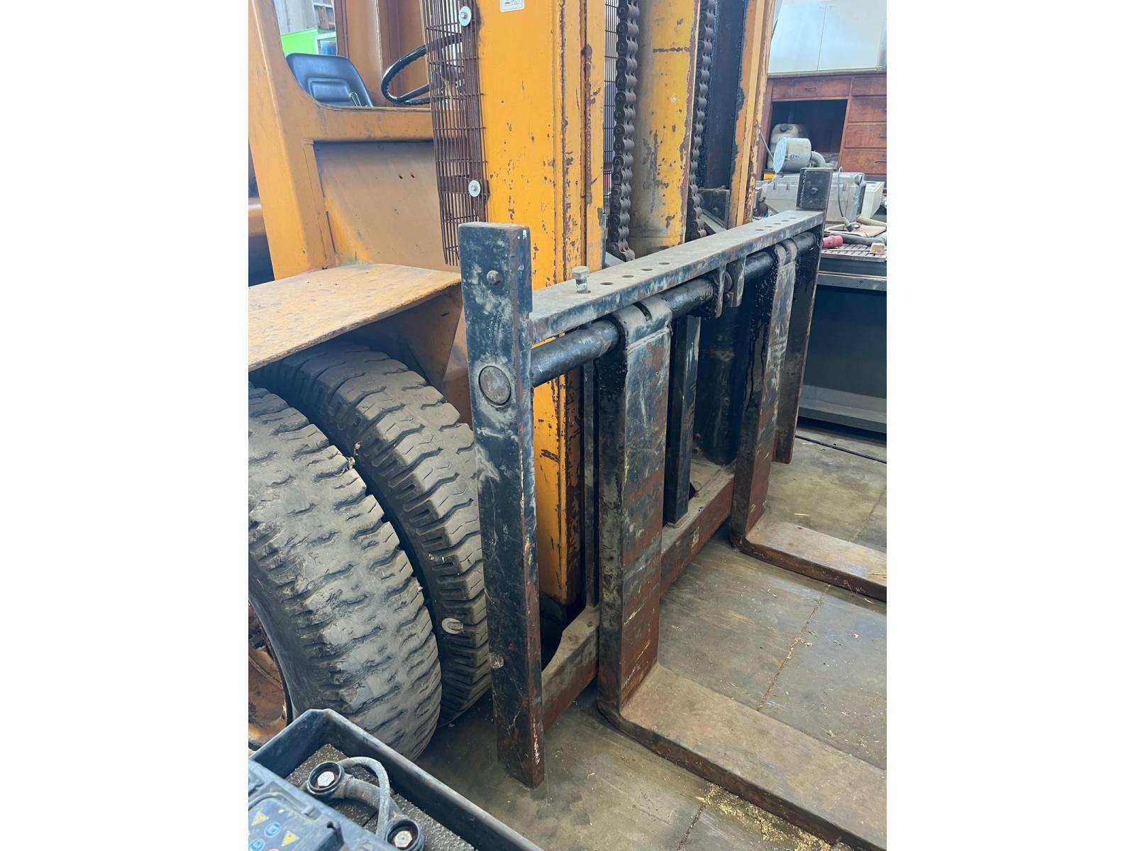 Carrello HYSTER 80 quintali