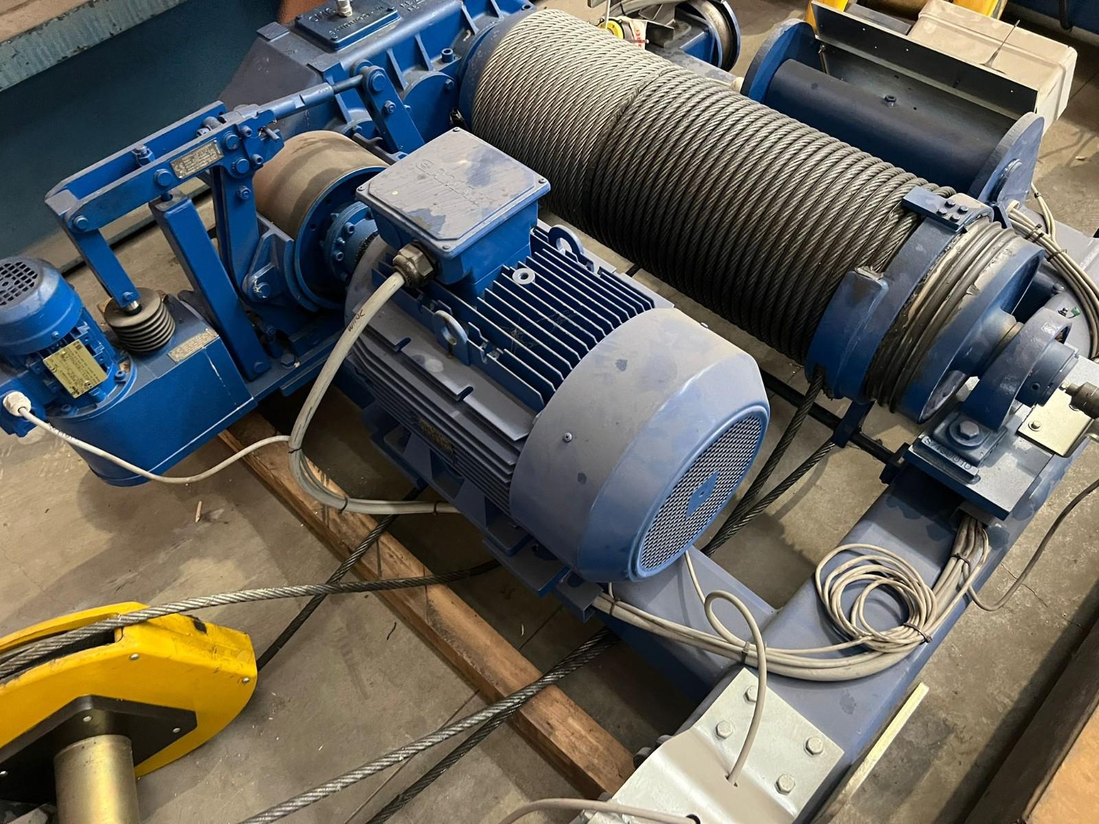 02 CARRIPONTE BITRAVE CARRARA 20 TON  SCARTAMENTO 15000 MM