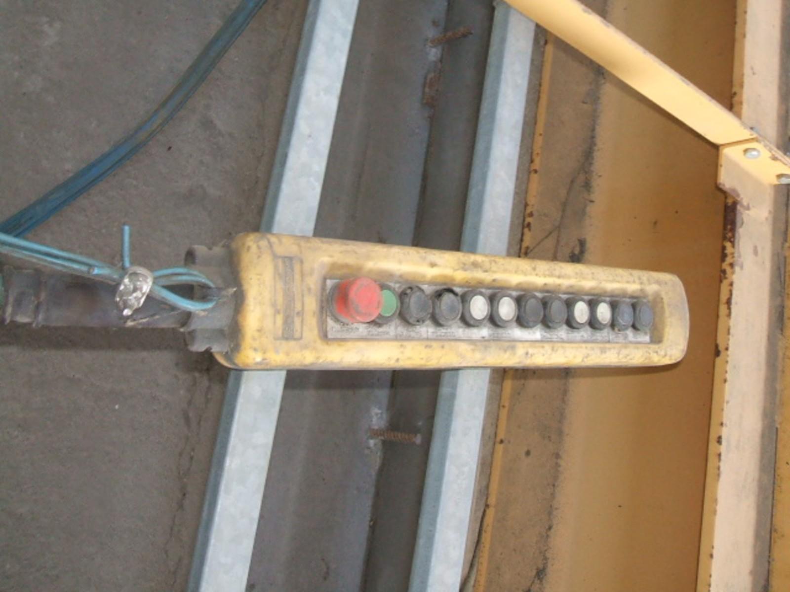 CARROPONTE BITRAVE COMAS 5 TON SCARTAMENTO 11305 MM  ANNO 2004