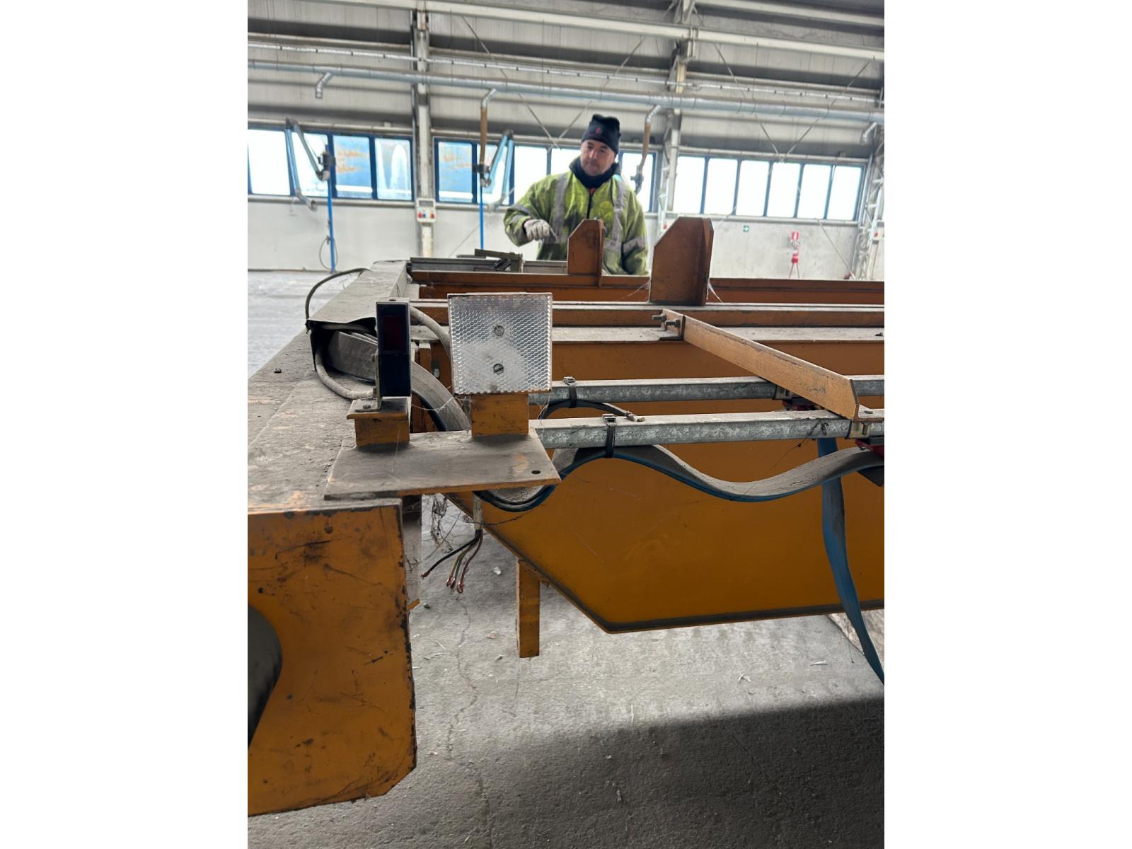 CARROPONTE BITRAVE COMAS 5 TON SCARTAMENTO 18360 MM ANNO 2003