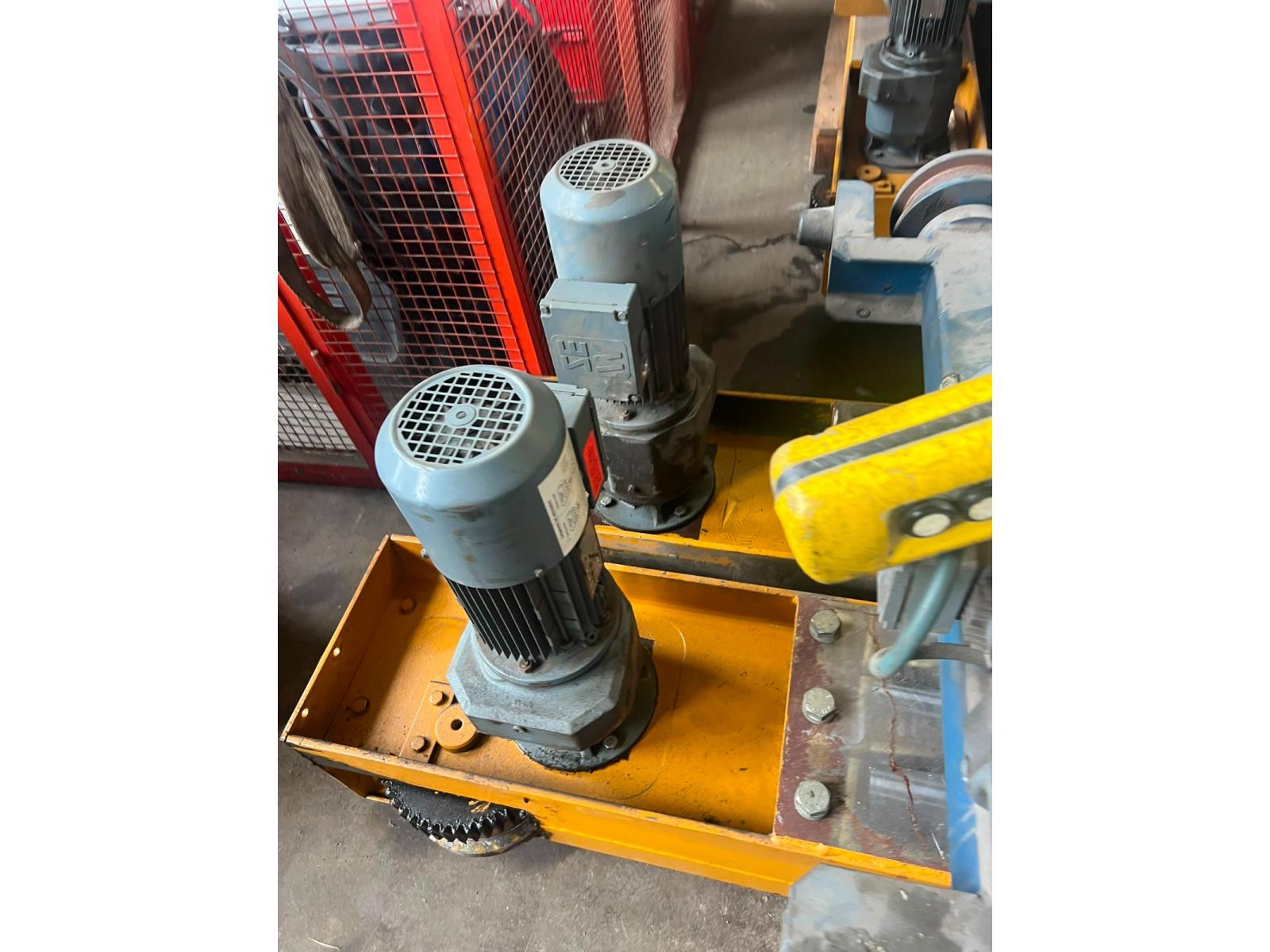 CARROPONTE BITRAVE COMAS 5 TON SCARTAMENTO 14000MM