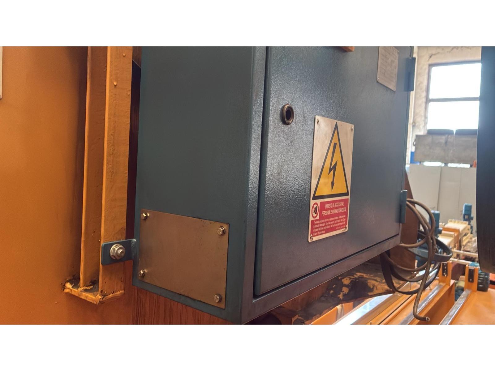 CARROPONTE MONOTRAVE COSMET SCARTAMENTO 15500 MM PORTATA 3.2 TON