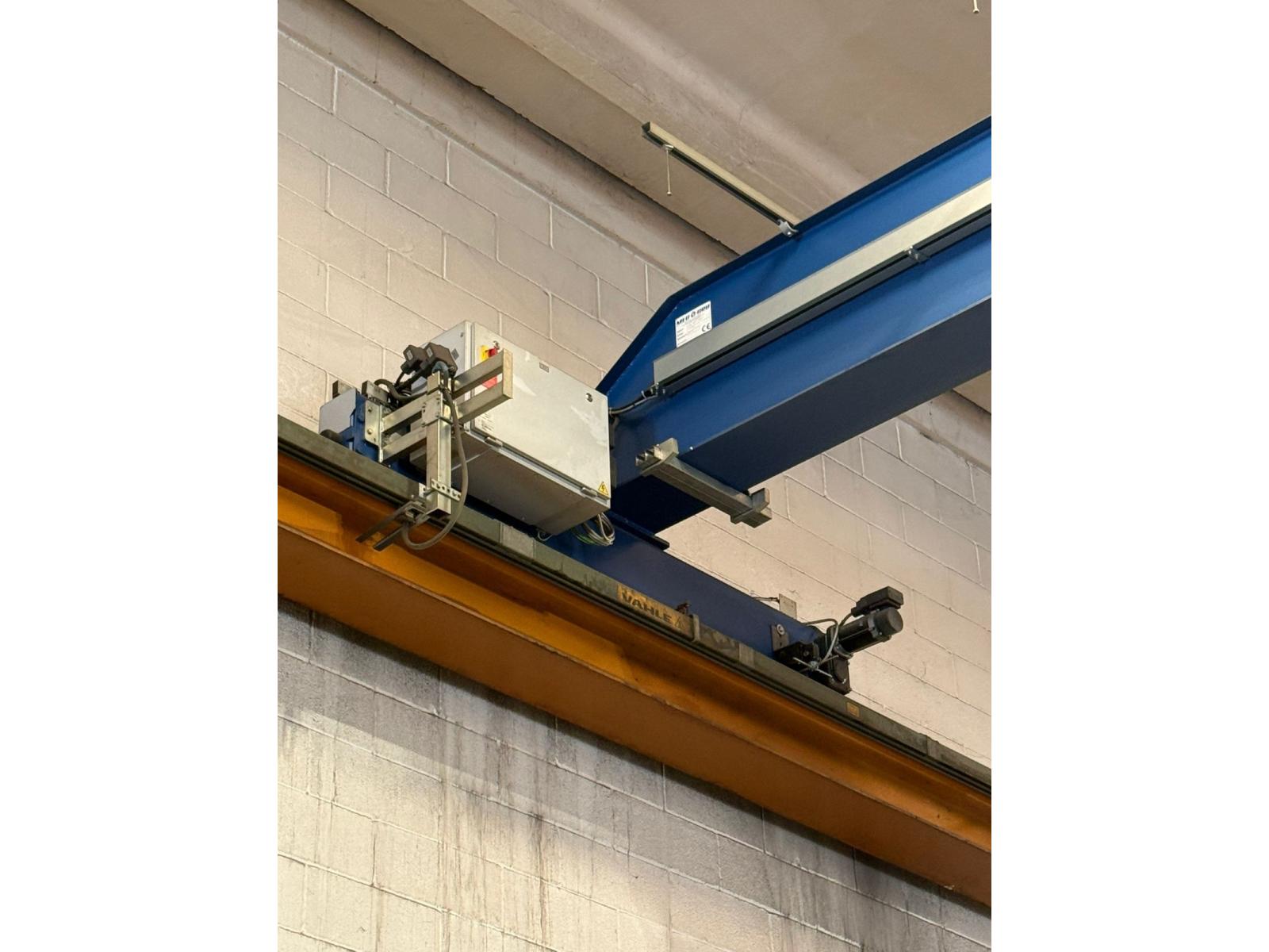 CARROPONTE MONOTRAVE MEC 2 TON SCARTAMENTO 16.200MM CIRCA