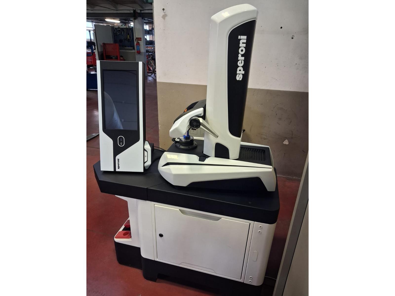 CENTRO DI LAVORO HARDINGE XR600-5AX