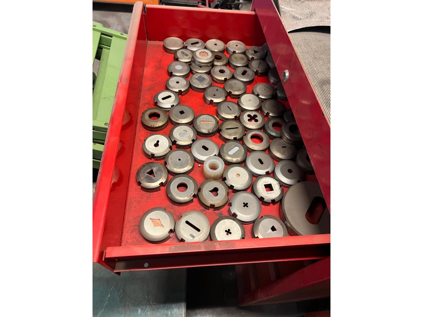 CESOIA PUNZONATRICE IMS HY70 V