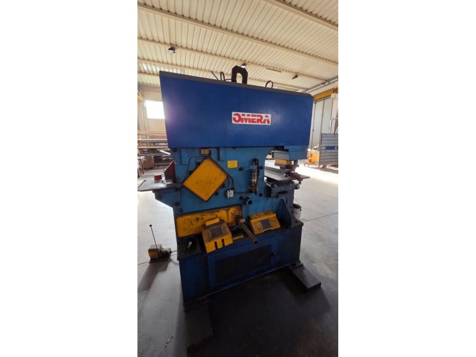 Cesoia punzonatrice universale OMERA 80 TON