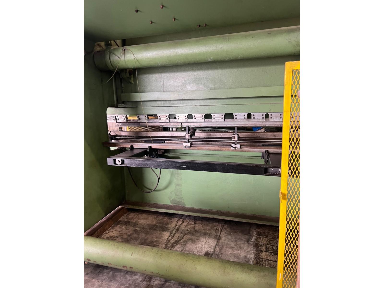 COPPIA pressa piegatrice3000 X 180ton e cesoia 3000 x 6mm ARIENTI
