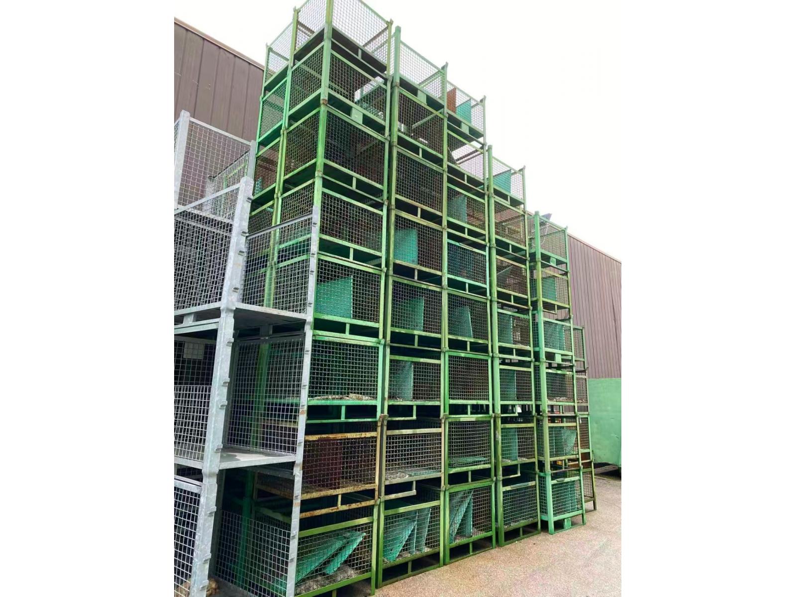 GABBIE IN METALLO CON BASE 0 x 70 cm e h 80 - Interne 87 x 67 x 59 su tre lati /48 lato ribassato x accesso – 44 Kg