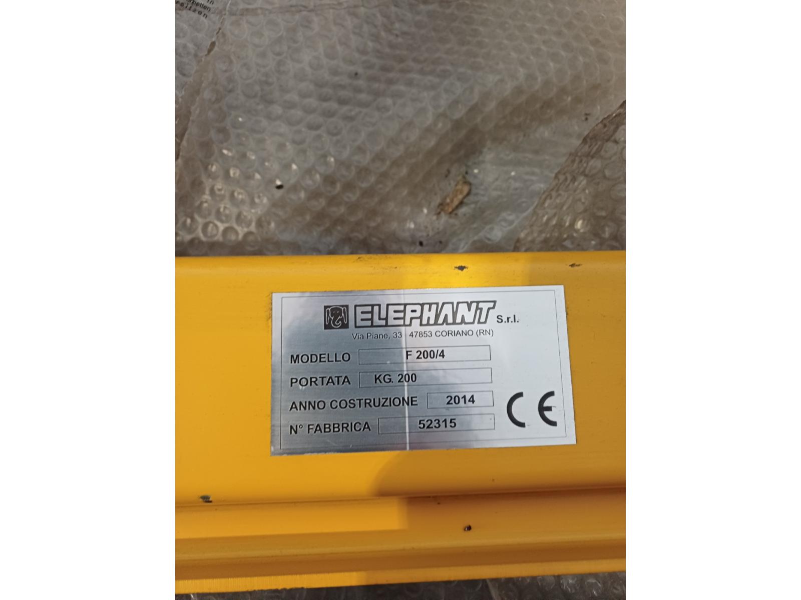 GRU A BANDIERA ELEPHANT F200/4 KG 200