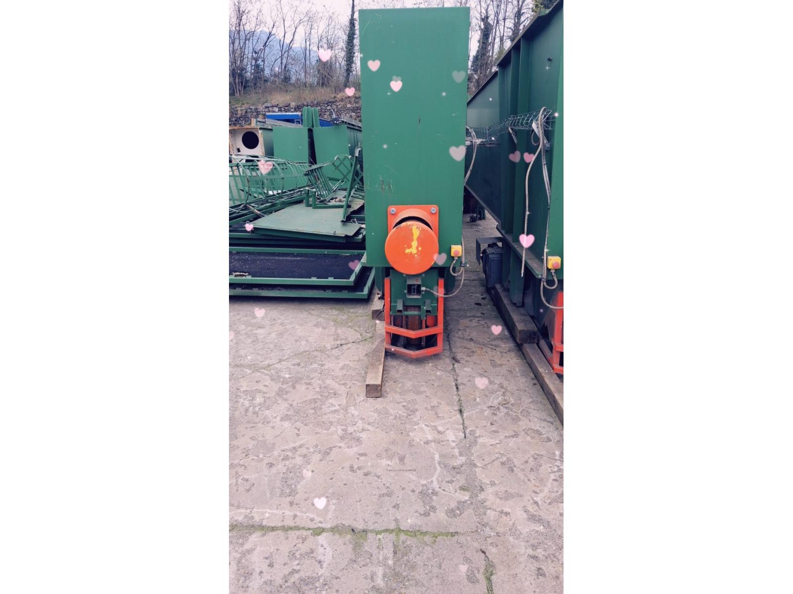 GRU A CAVALETTO SAMO 160 TON SCARTAMENTO 25600 MM