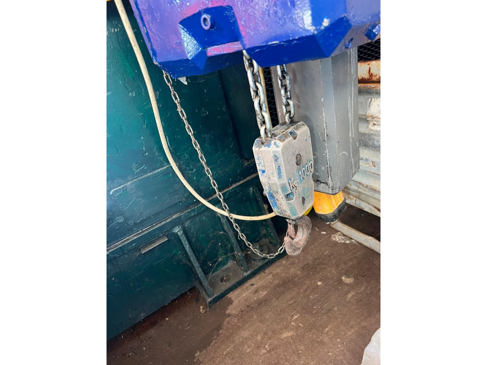 GRU A COLONNA 1000 KG 4000 X  4000MM