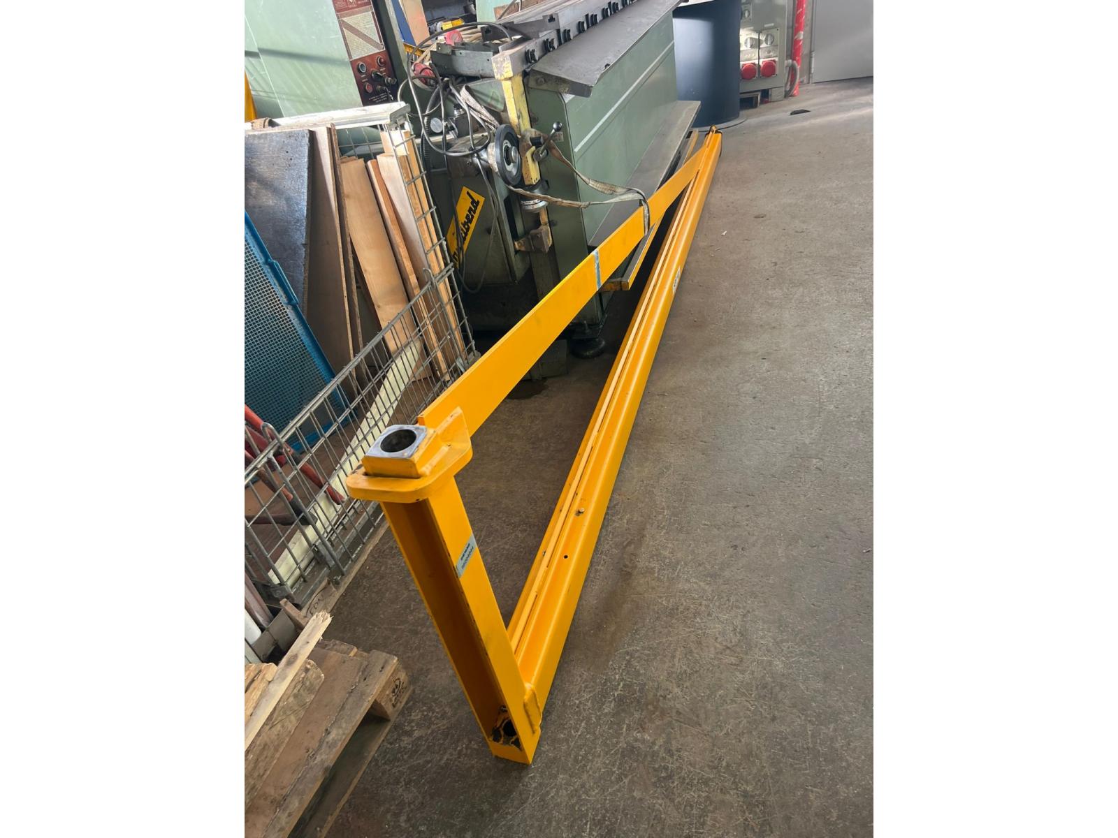 GRU A COLONNA 500 kg 4000 x  4000mm