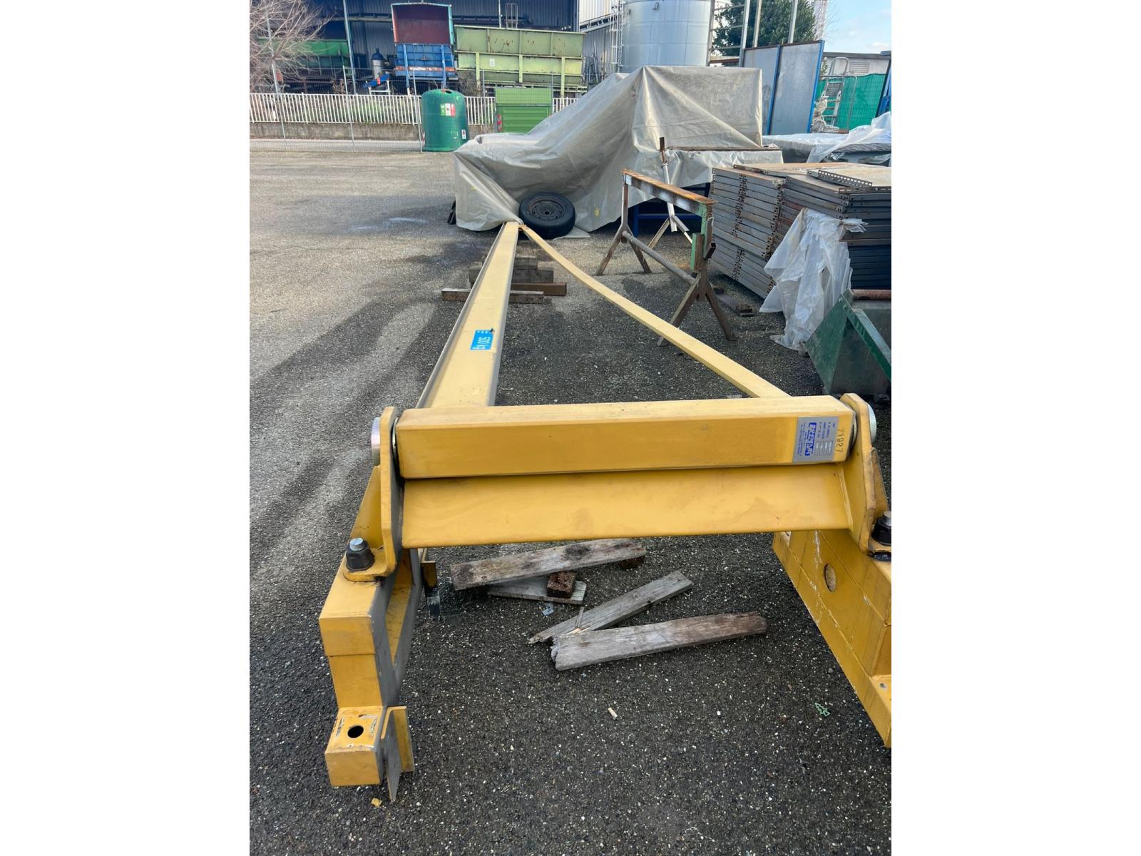 GRU A COLONNA BRENNA PORTATA 500 KG