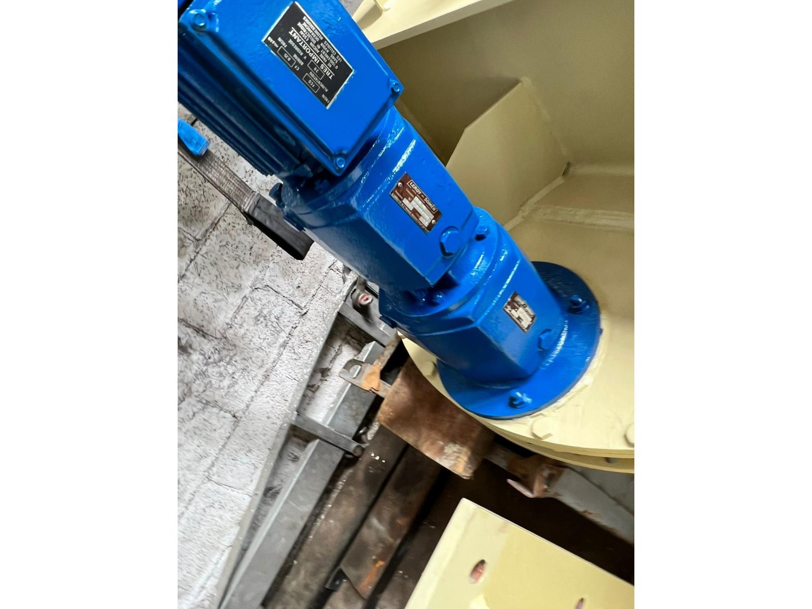 Gru a colonna elephant 1000 kg €1600