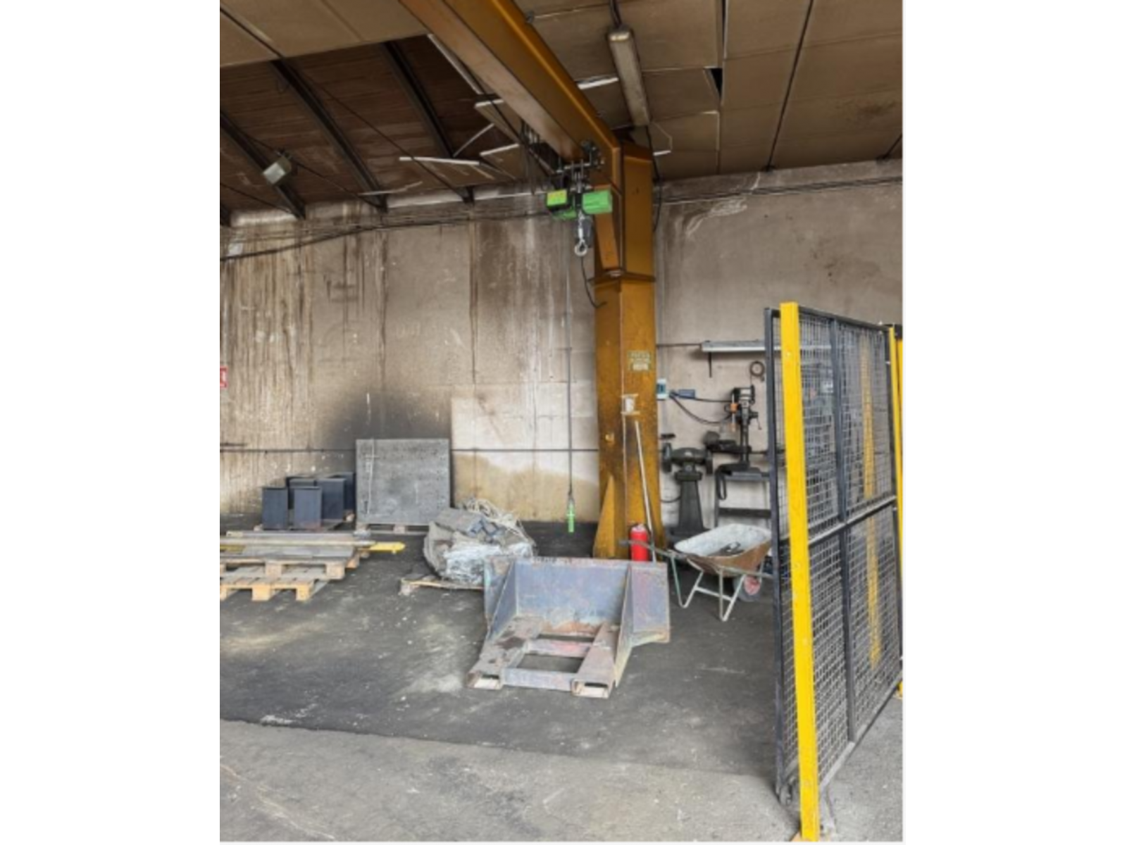 GRU A COLONNA -PURICELLI- TRAVE TIRANTATA- P.TA 1500KG - H 4M -L.6M