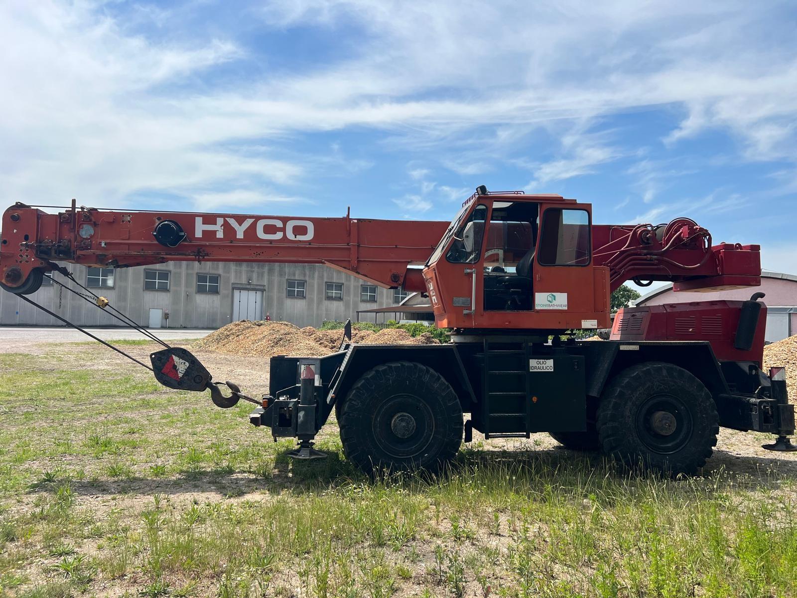 GRU HYCO RT 121 PORTATA 28 TON