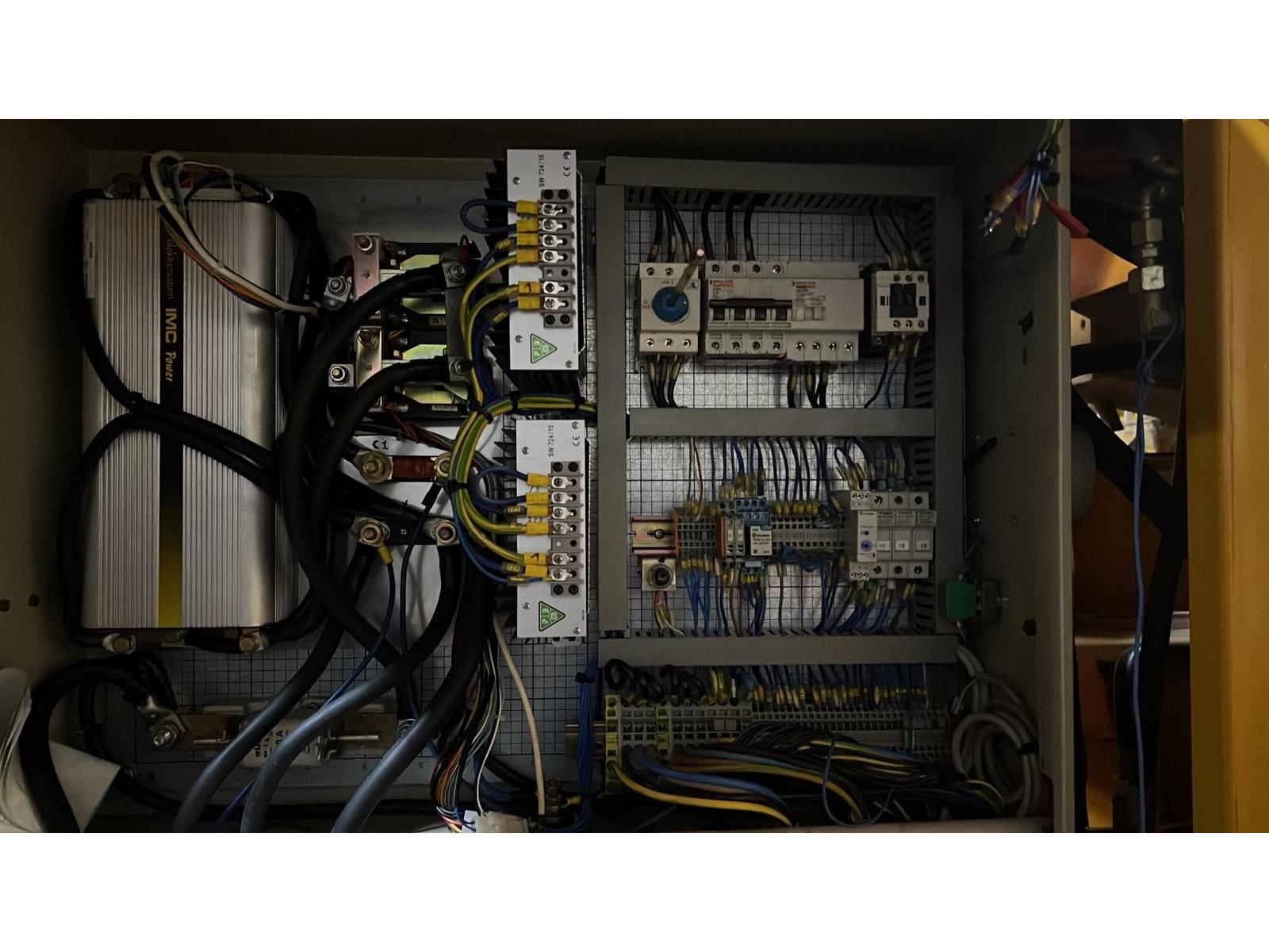 GRU A PORTALE CAVALIERE  TON. 2.5 + 2.5  MT 16.116