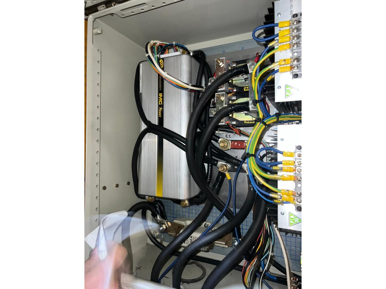 GRU A PORTALE CAVALIERE  TON. 2.5 + 2.5  MT 16.116