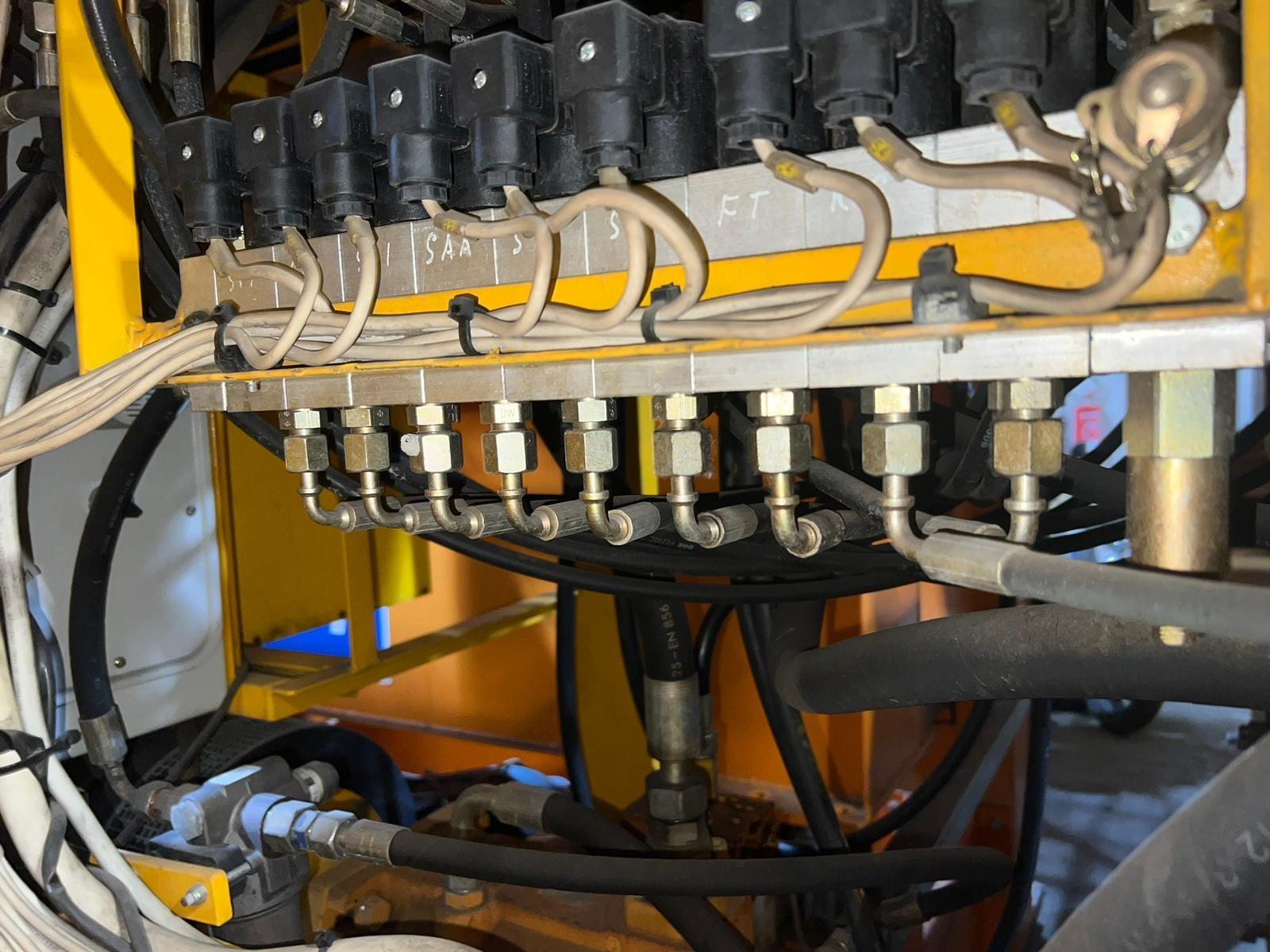 GRU A PORTALE CAVALIERE  TON. 2.5 + 2.5  MT 16.116