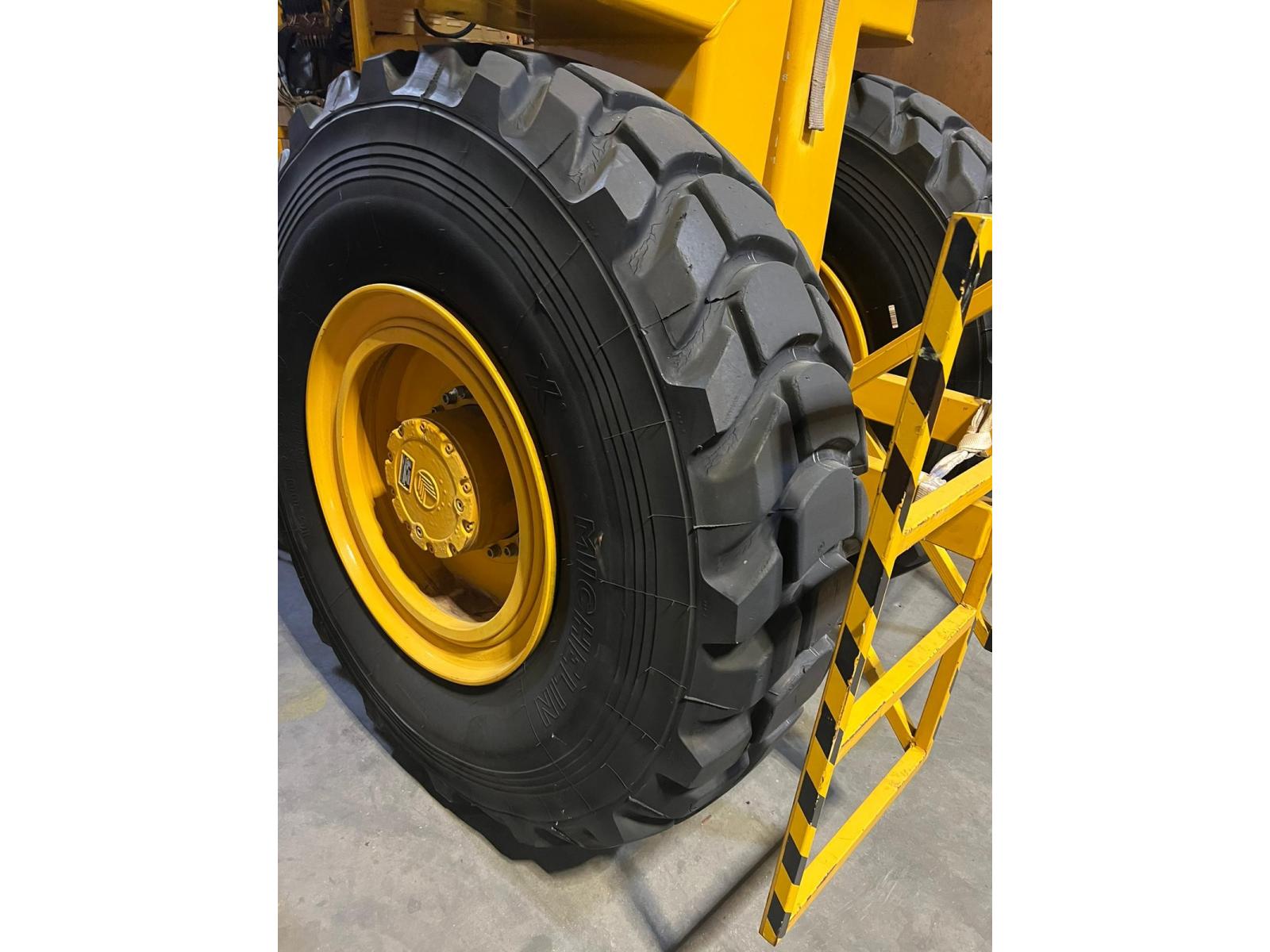 GRU A PORTALE CAVALIERE  TON. 2.5 + 2.5  MT 16.116