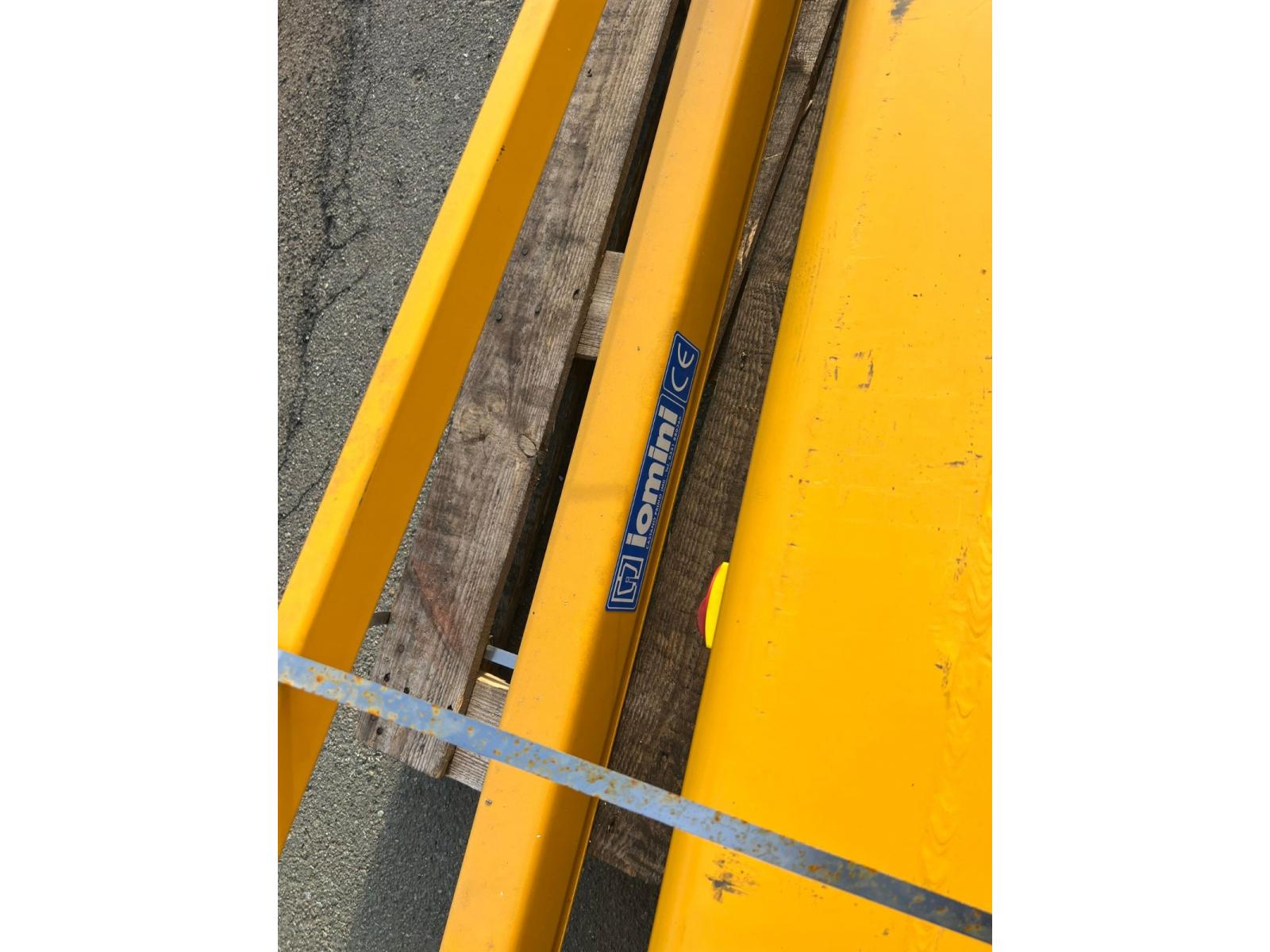 GRUA A COLONNA MARCA IOMINI PORTATA 200KG