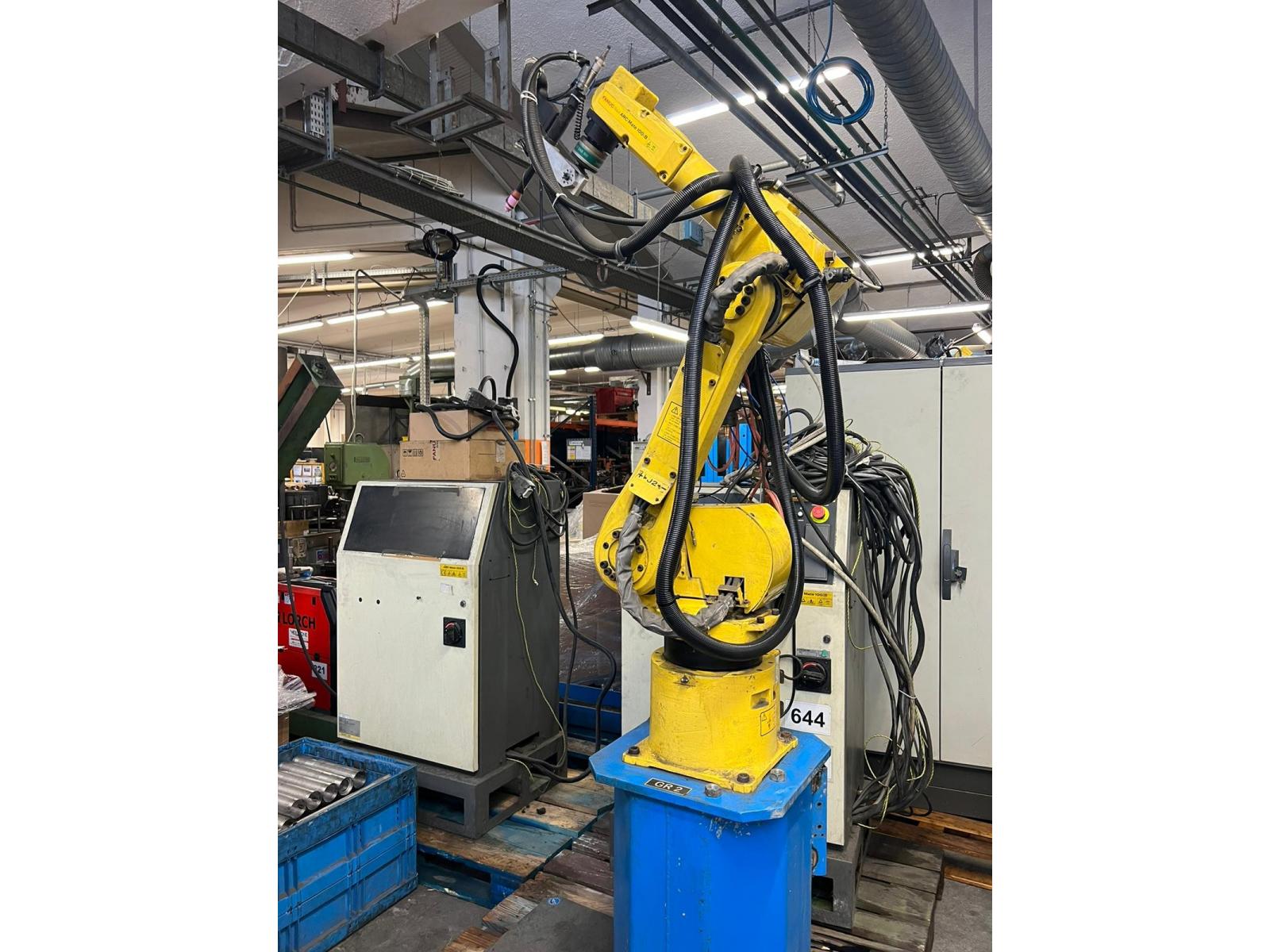 IMPIANTO DUAL ARM CON ROBOT FANIC