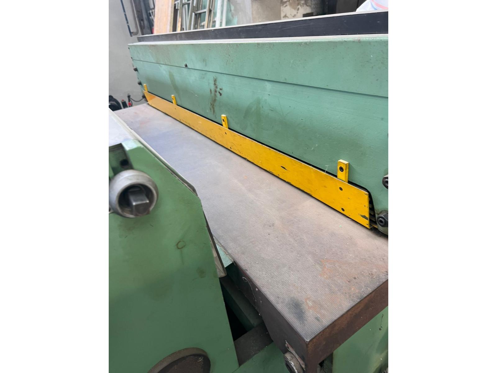 LINEA DI TAGLIO BELGIUS 1250 MM