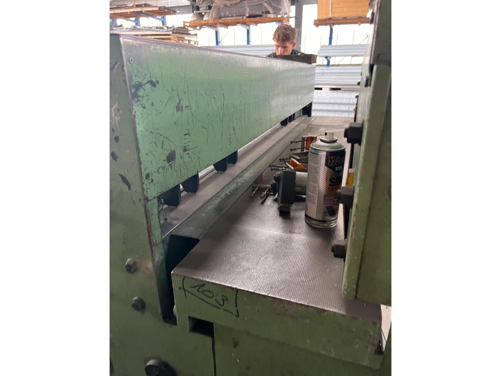 LINEA DI TAGLIO BELGIUS 1500mm