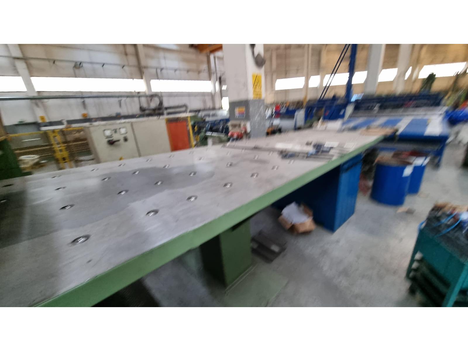 Linea di  taglio in fogli Imal 2000 x 7  ANNO 07--2000  Ottime condizioni.