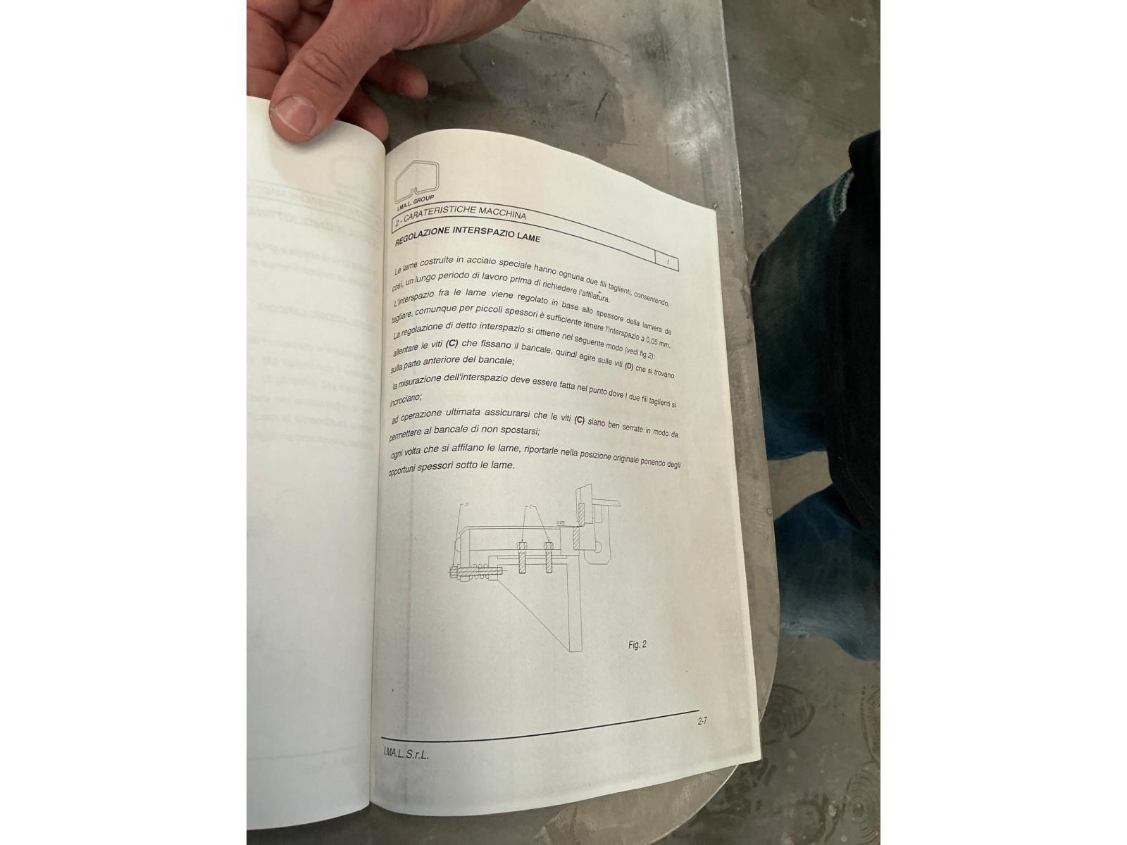 Linea di  taglio in fogli Imal 2000 x 7  ANNO 07--2000  Ottime condizioni.