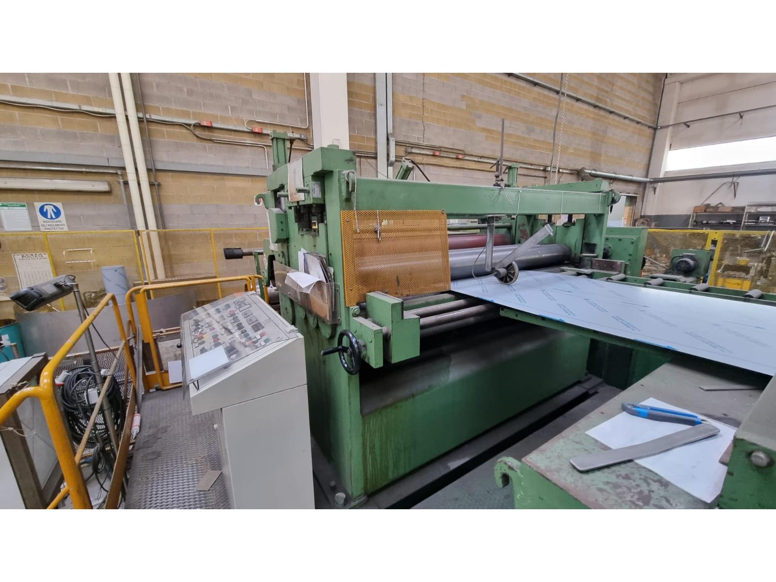 Linea di  taglio in fogli Imal 2000 x 7  ANNO 07--2000  Ottime condizioni.