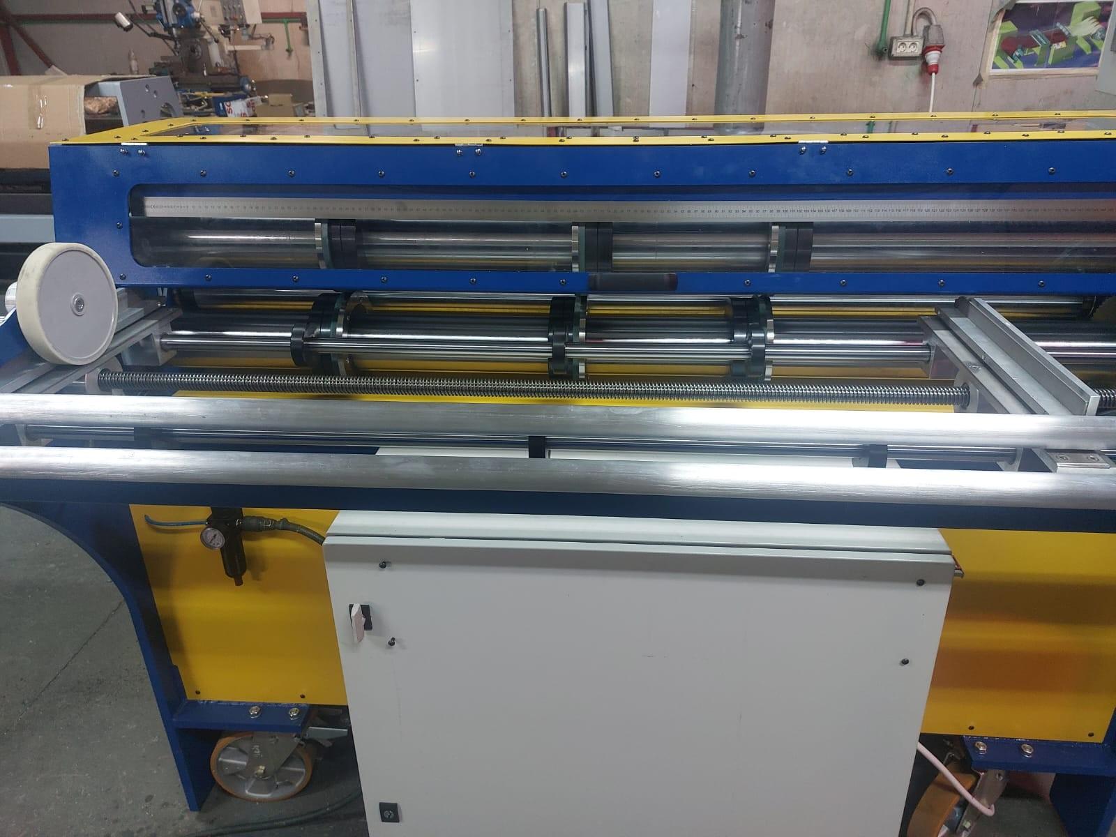 LINEA DI TAGLIO TAGLIASTRISCE