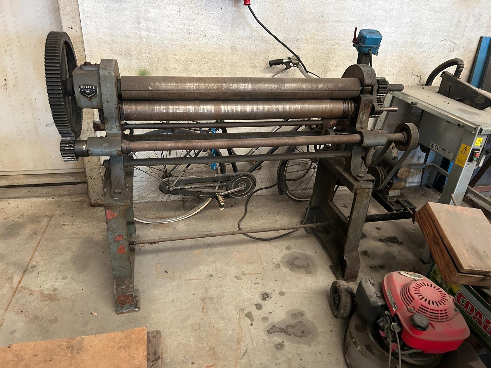 LIQUIDAZIONE OFFICINA MECCANICA