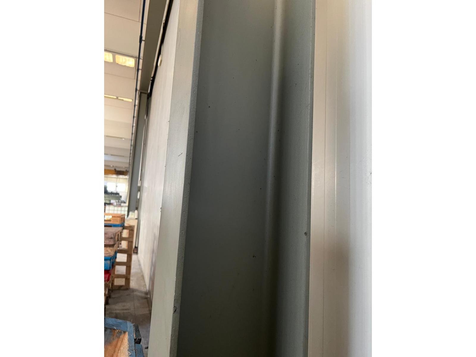 NR 14 PILASTRI 6150 H mm PORTATA 20 ton