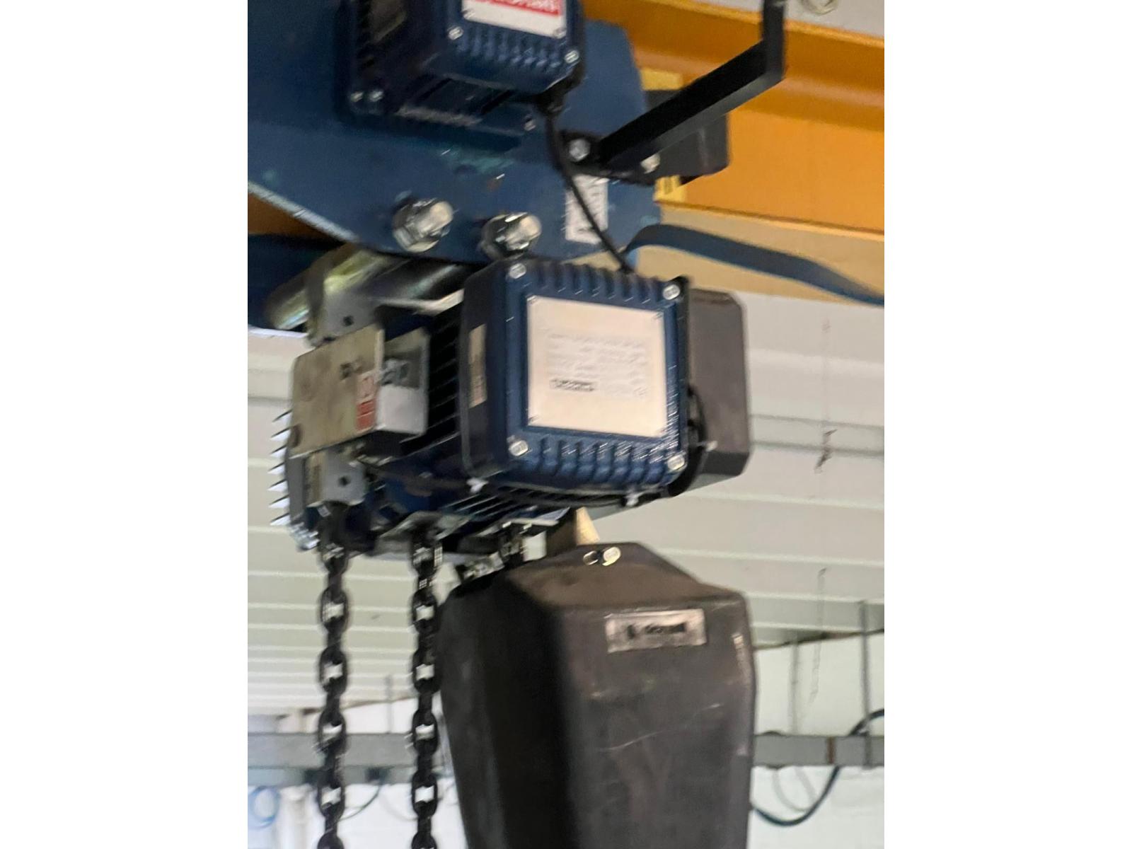 Pilastri  per carroponte con Verricello max 3,2 tons