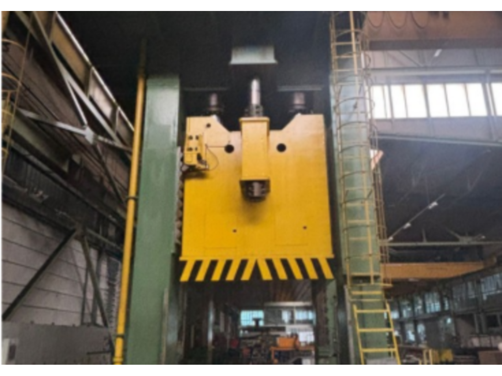 PRESSA IDRAULICA 3000 TON - TIAN DUAN YTC34-3000