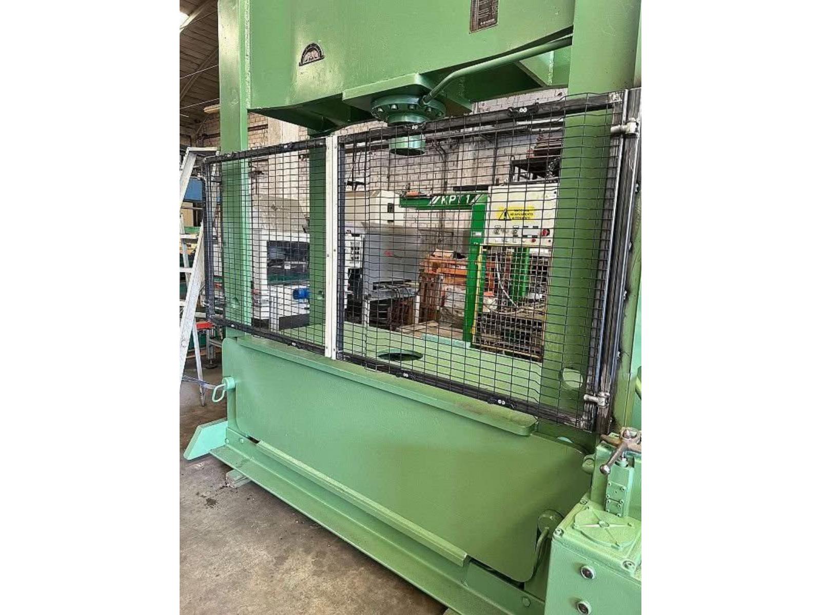 PRESSA IDRAULICA BIGNOZZI 160 TON