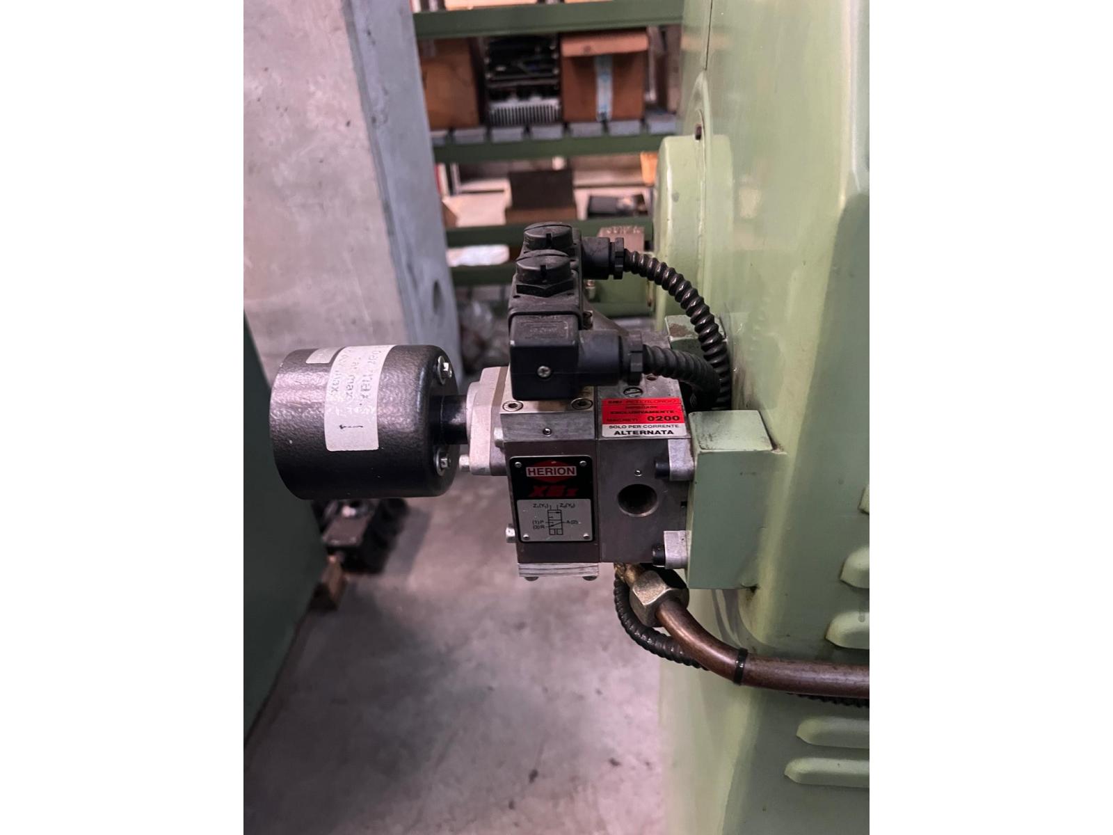 PRESSA MECCANICA CERINI 40 TON