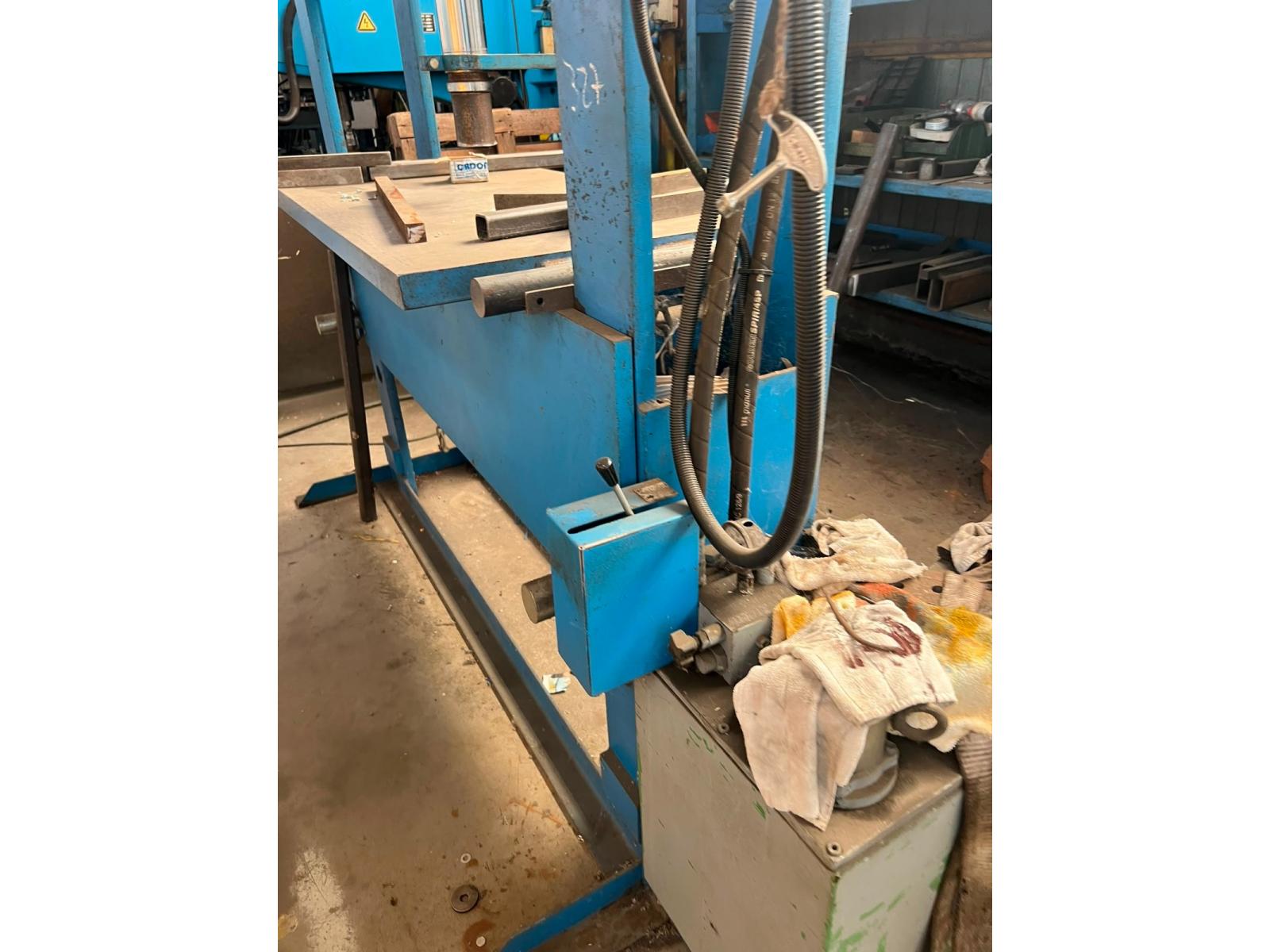 Pressa per officina sicmi 100 ton
