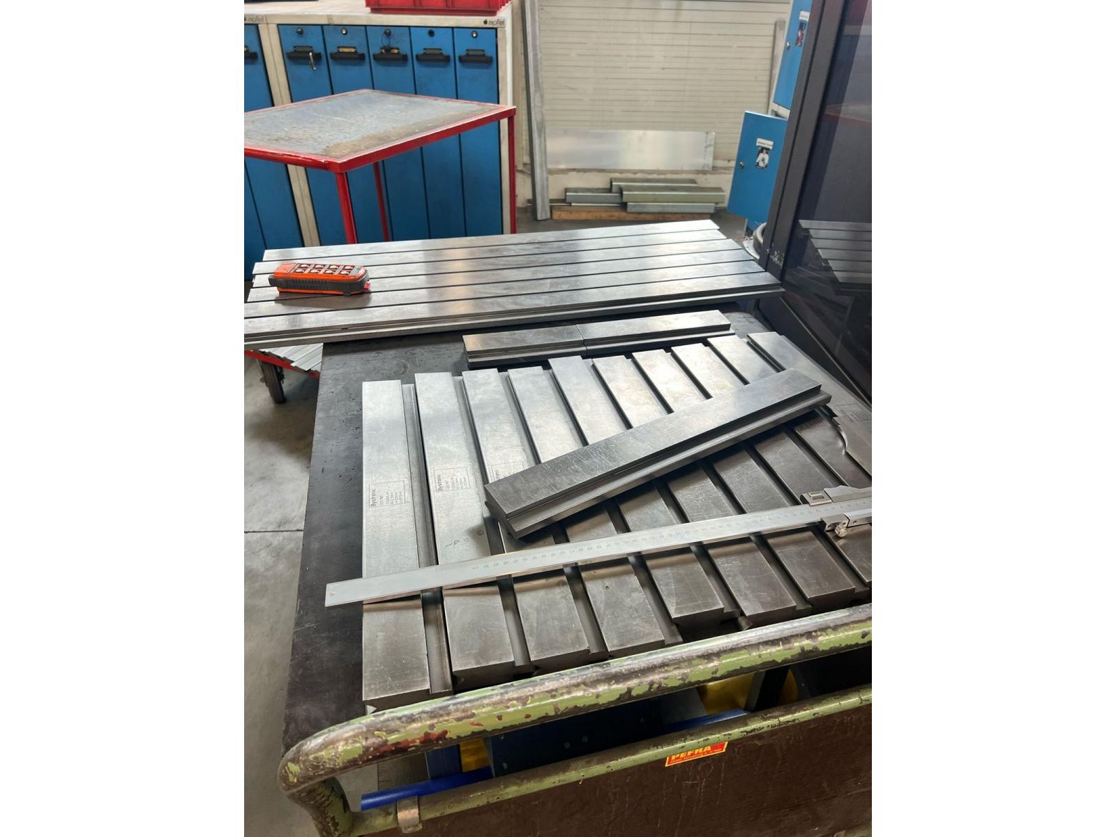 PRESSA PIEGATRICE 620×400 TON BYSTRONIC 8/10 ASSI