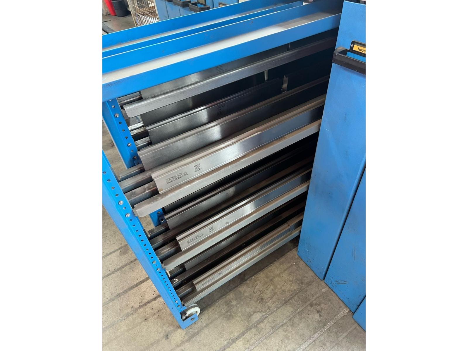 PRESSA PIEGATRICE 620×400 TON BYSTRONIC 8/10 ASSI