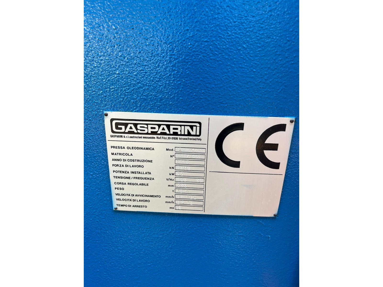 PRESSA PIEGATRICE GASPARINI