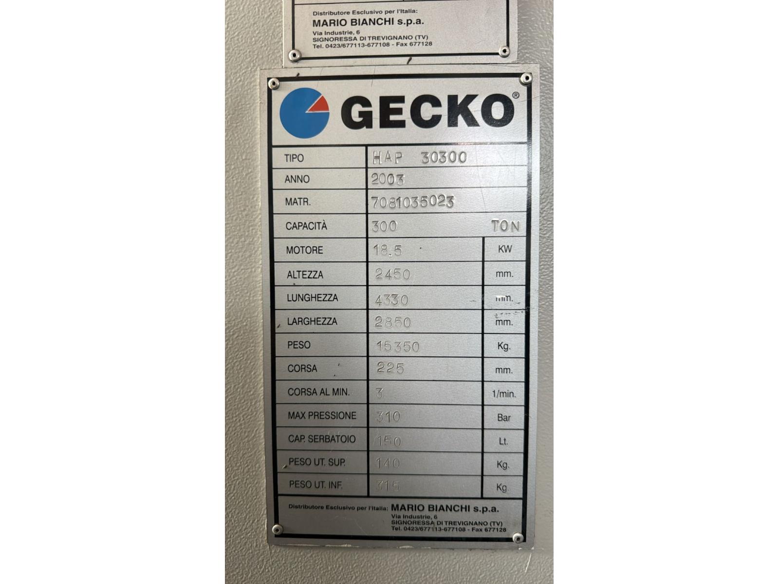 PRESSA PIEGATRICE GEKO  3000x300 TON
