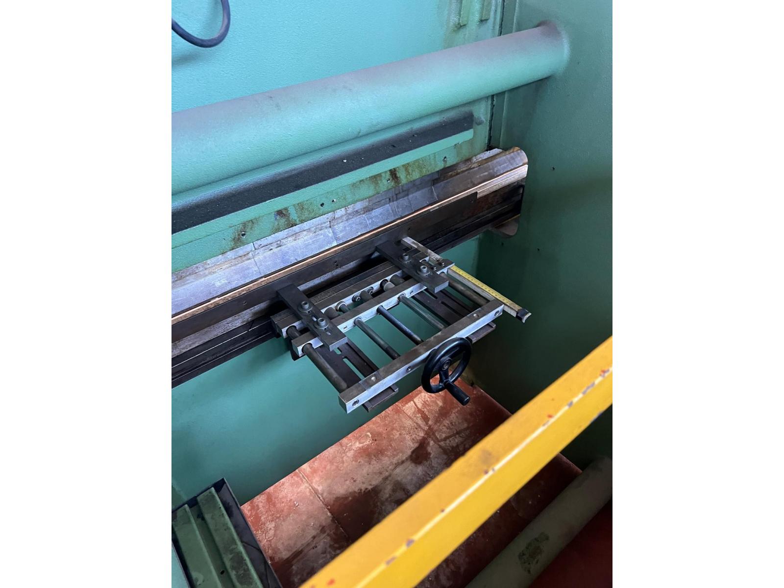 PRESSA PIEGATRICE MECCANICA